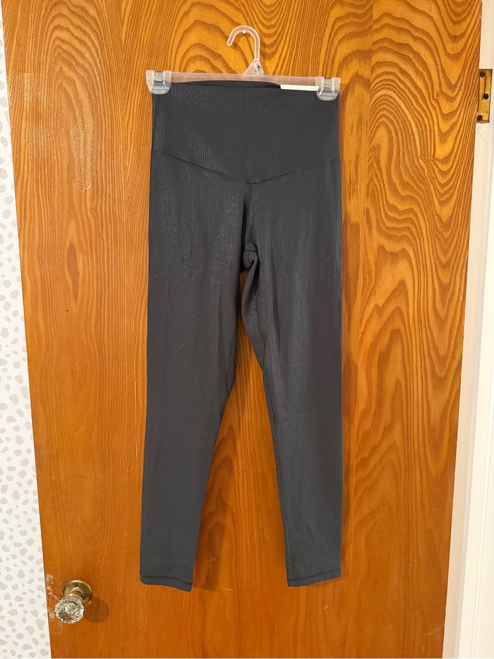 NWT OFFLINE by Aerie Real Me High Waisted Shine Leggings Medium